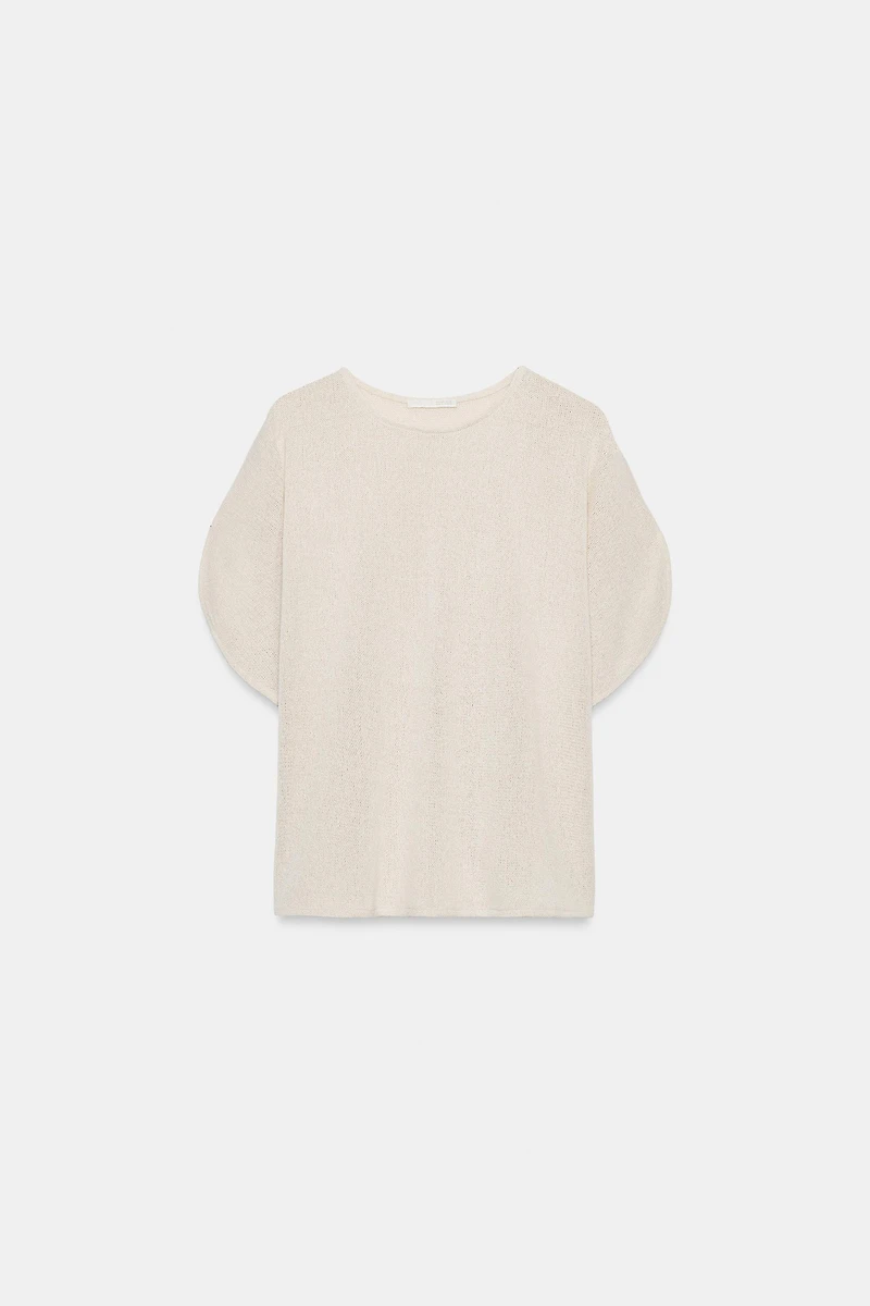 RUSTIC CAPE SLEEVE TOP