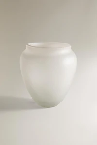 OPAQUE GLASS VASE