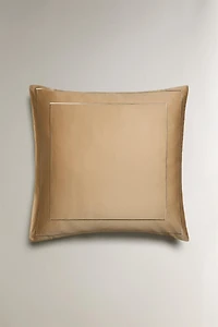 TAIE D’OREILLER SATIN DOUBLE FESTON
