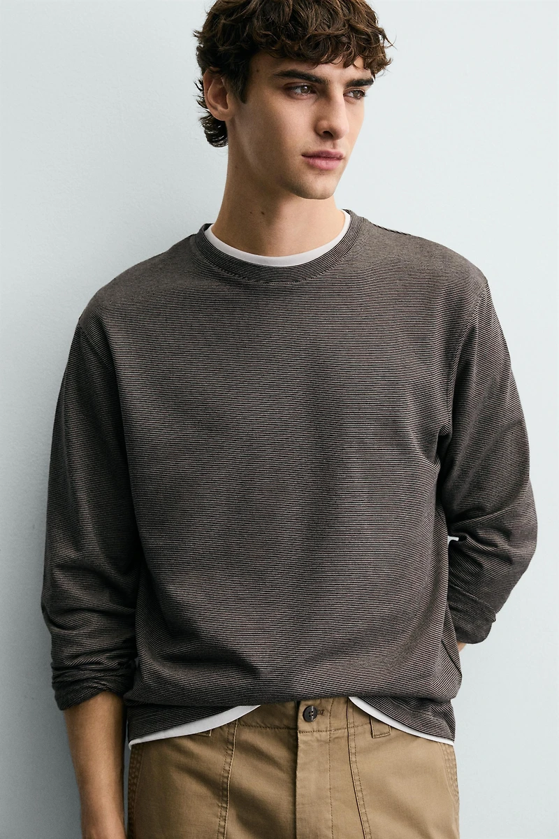 STRIPED LONG SLEEVE T-SHIRT