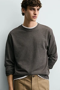 STRIPED LONG SLEEVE T-SHIRT