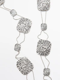Textured chain and medallion belt
