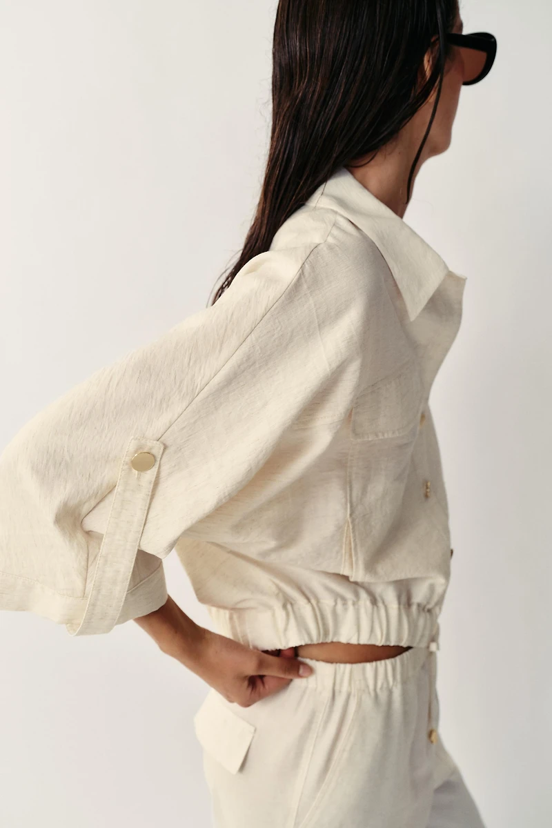 ROLL-UP SLEEVE SAFARI BLOUSE