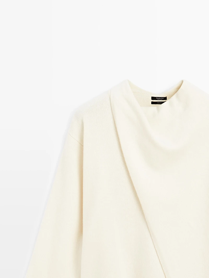 100% wool knit sweater with scarf