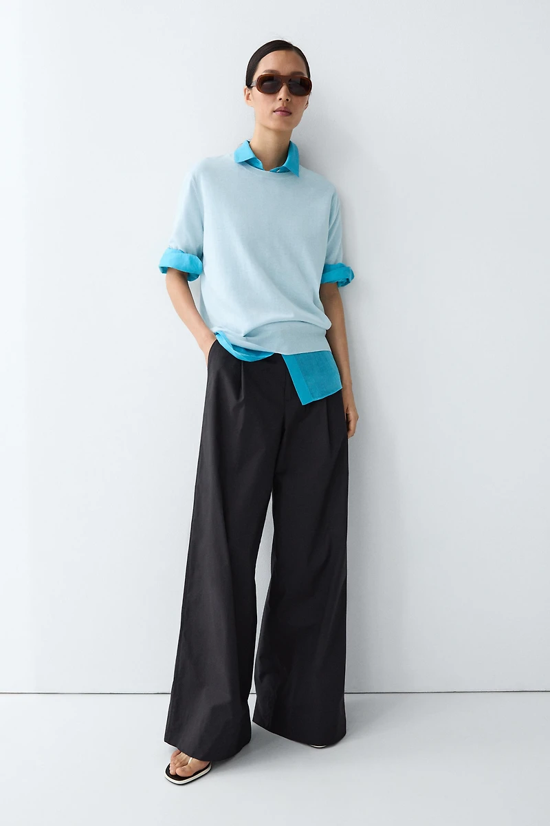 Short-sleeve fine-knit sweater