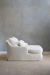 LOVESEAT 01 BOUCLÉ COVER