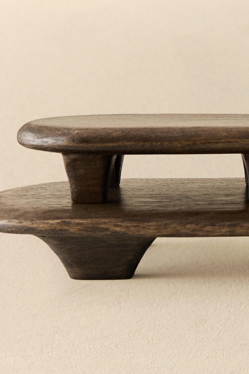 OVAL WOODEN CUTTING BOARD