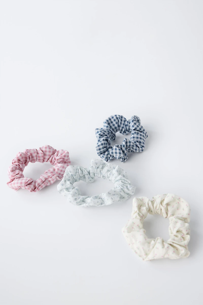 FOUR-PACK OF GINGHAM SCRUNCHIES