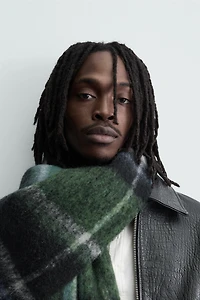 ÉCHARPE À CARREAUX BROSSÉE