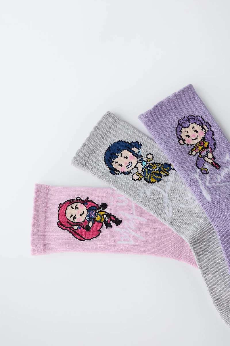 THREE-PACK OF KPOP DEMON HUNTERS™ NETFLIX © MID-CALF SOCKS