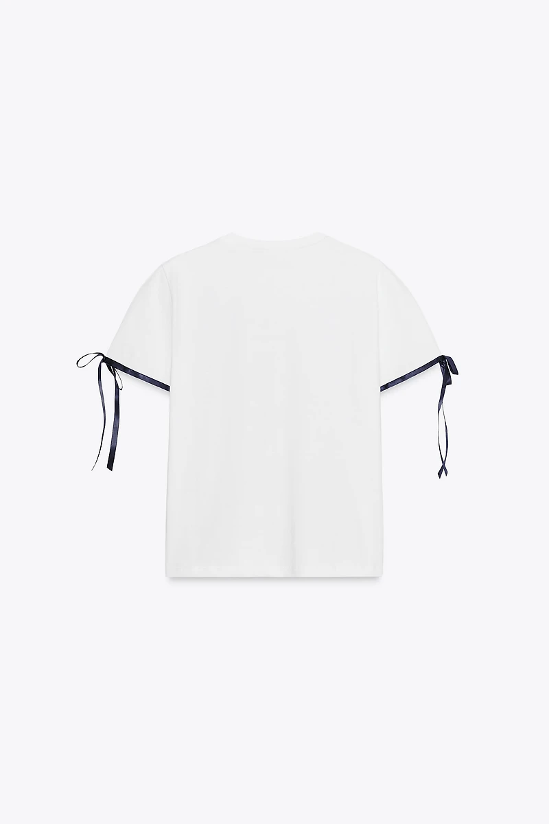 CONTRAST BOW T-SHIRT