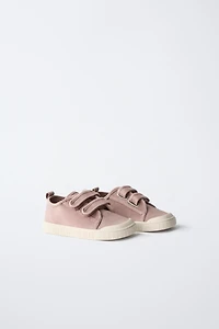 BAREFOOT SNEAKERS