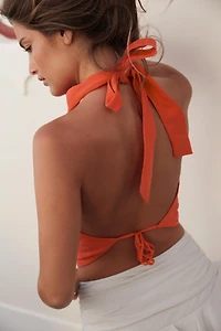 FLOWY DRAPED HALTER TOP