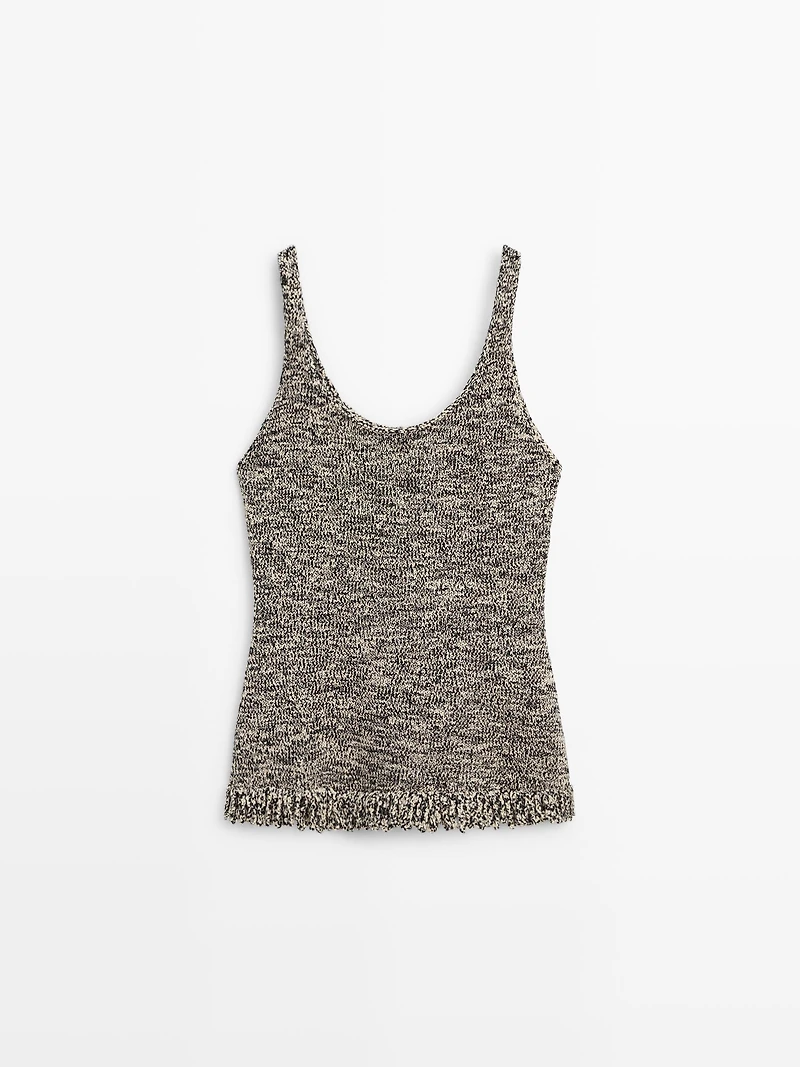 Total look knit top with fringing