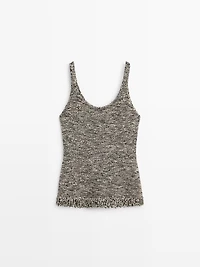 Total look knit top with fringing