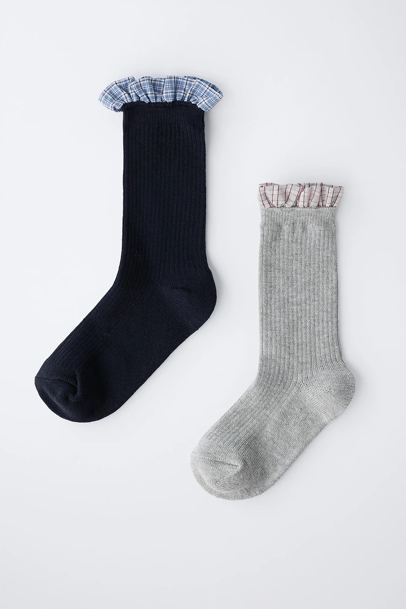 TWO-PACK OF RUFFLE COMBINED SOCKS
