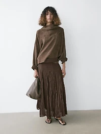 Flowing shirt with draped detail