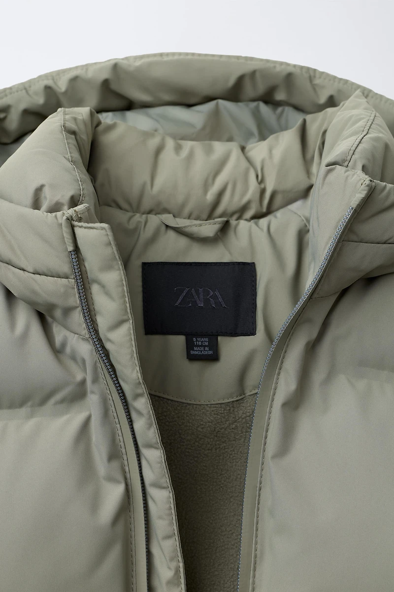 MANTEAU REMBOURRÉ À CAPUCHE DÉPERLANT