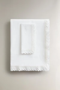 EMBROIDERED COTTON TABLECLOTH WITH LACE TRIM