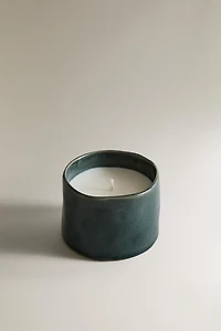 150 G) VIBRANT ROSE SCENTED CANDLE