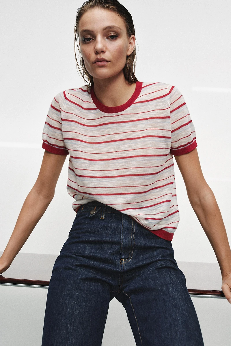 STRIPED KNIT SHORT SLEEVE TOP
