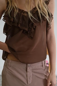 RUFFLED EMBROIDERED TOP