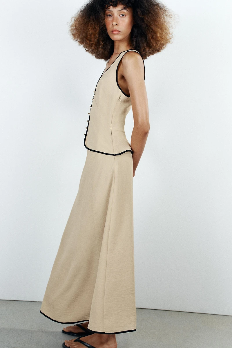 CONTRAST PIPING MIDI DRESS