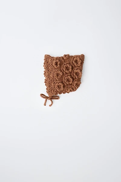 CROCHET FLOWER KNIT BONNET