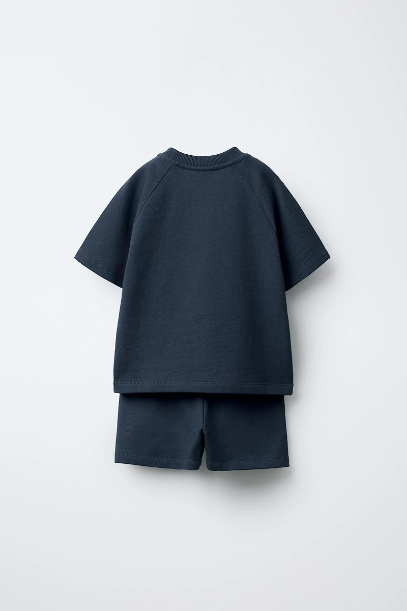 ENSEMBLE DE JOGGING ÉTIQUETTE