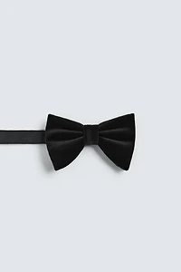 VELVET BOW TIE