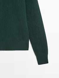 Knit 100% wool ribbed sweater