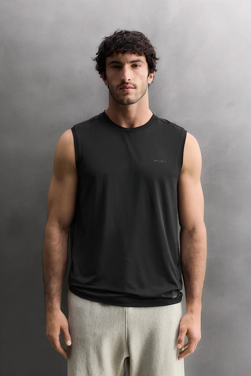 BASIC TECHNICAL TANK TOP
