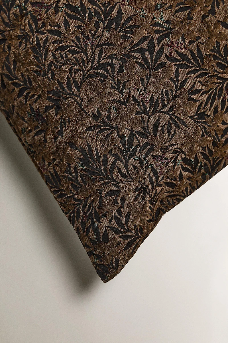 FLORAL CUSHION COVER