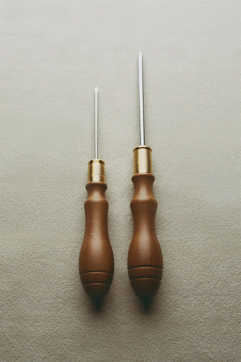 STEEL STAR WOODEN SCREWDRIVER