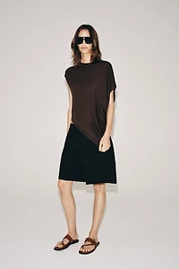 TOP ASYMÉTRIQUE EN MAILLE