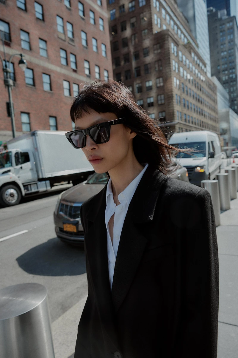 LONG COAT WITH SHOULDER PADS