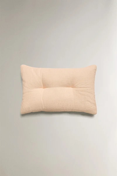 PLAIN TOPSTITCHED CUSHION