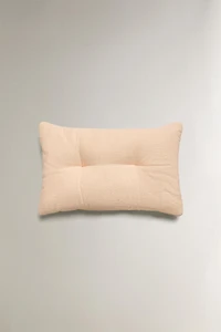 PLAIN TOPSTITCHED CUSHION
