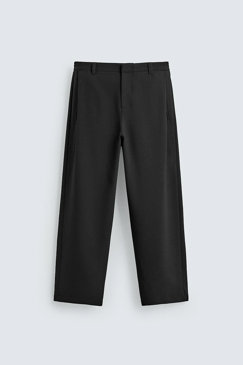 RELAXED FIT PLEATED PANTS