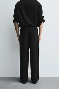 RELAXED FIT FLOWY PANTS