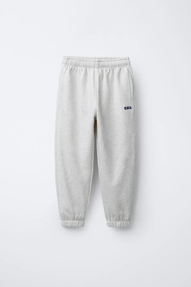 ENSEMBLE SWEAT-SHIRT ET PANTALON JOGGER BRODÉS