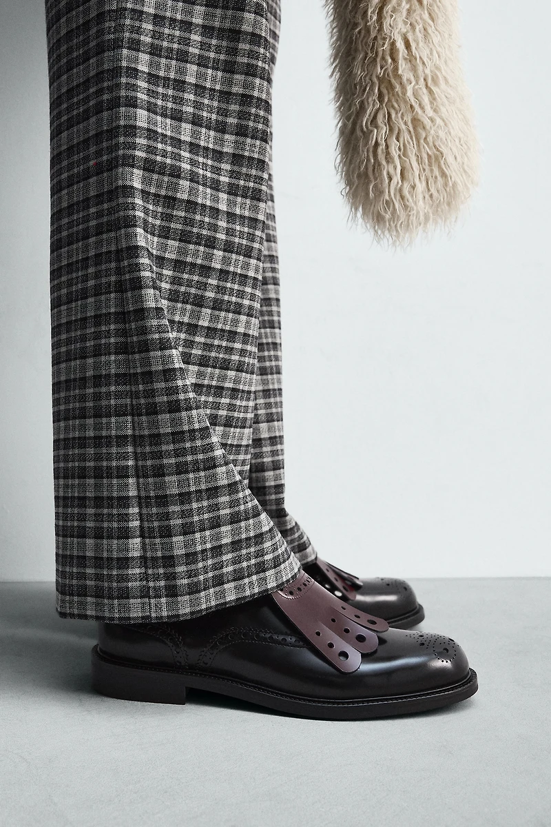 CHAUSSURES EN CUIR HARRY LAMBERT FOR ZARA X DISNEY