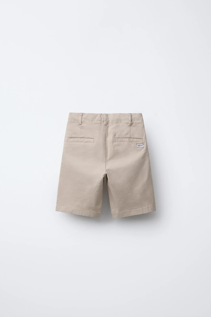 BERMUDA CHINO SLIM FIT BASIQUE