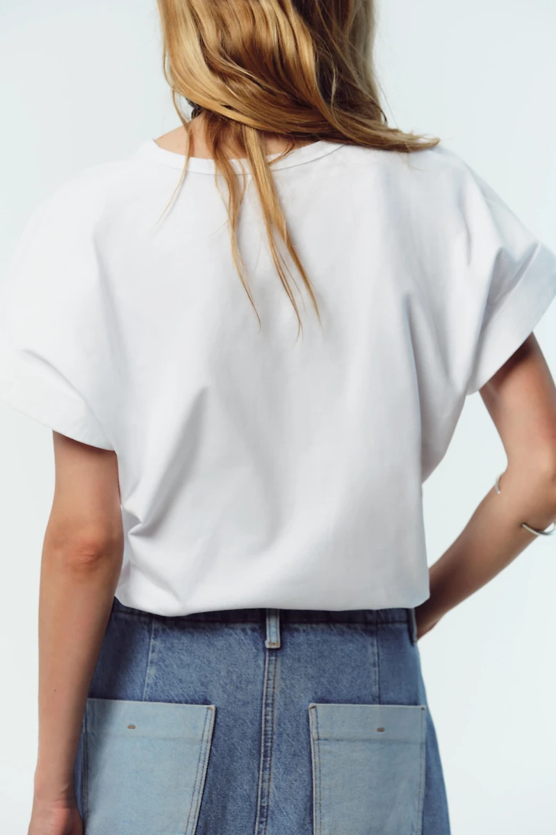 T-SHIRT À POCHE EN POPELINE