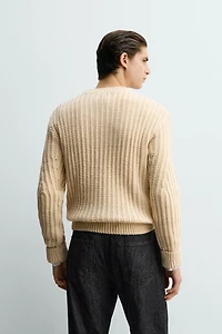VOLUME TEXTURED JUMPER