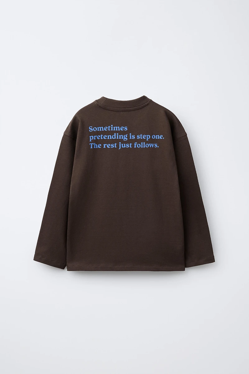 CONTRASTING TEXT PRINT T-SHIRT