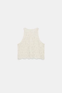 TOP COURT EN CROCHET