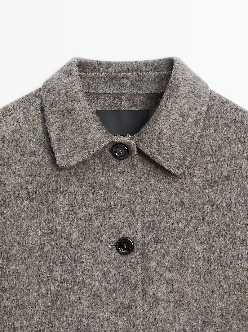 Short flecked coat