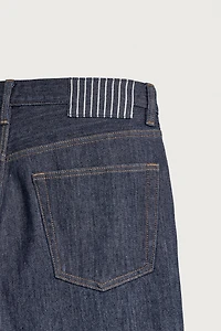 CONTRAST TURN-UP STRAIGHT FIT JEANS