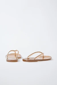 POOL SLIDE SANDALS